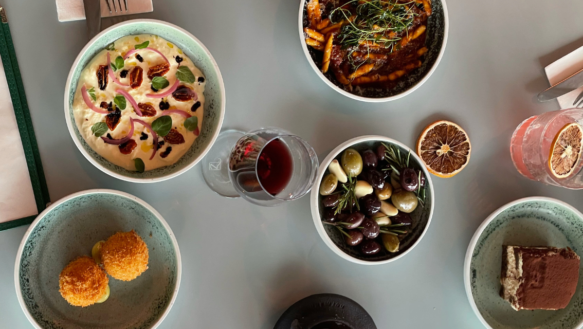 Guide 2024: Restauranter i og nær Ørestaden med 1/3 skåret af prisen